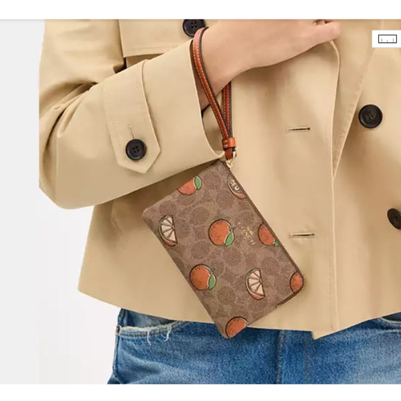 Coach Corner Zip Wristlet In Signature Canvas With Orange Print In Tan CBB82 NWT - Picture 5 of 5